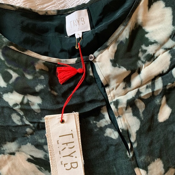 Designer Tie-Dye Shift Dress with Ruffled Hem - Picture 6 of 6